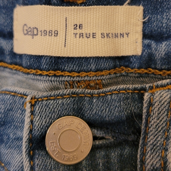 Jeans - Picture 3 of 3